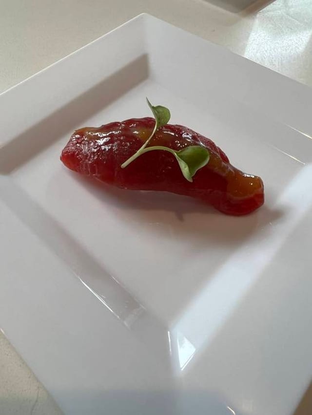 Maguro (O -SU).